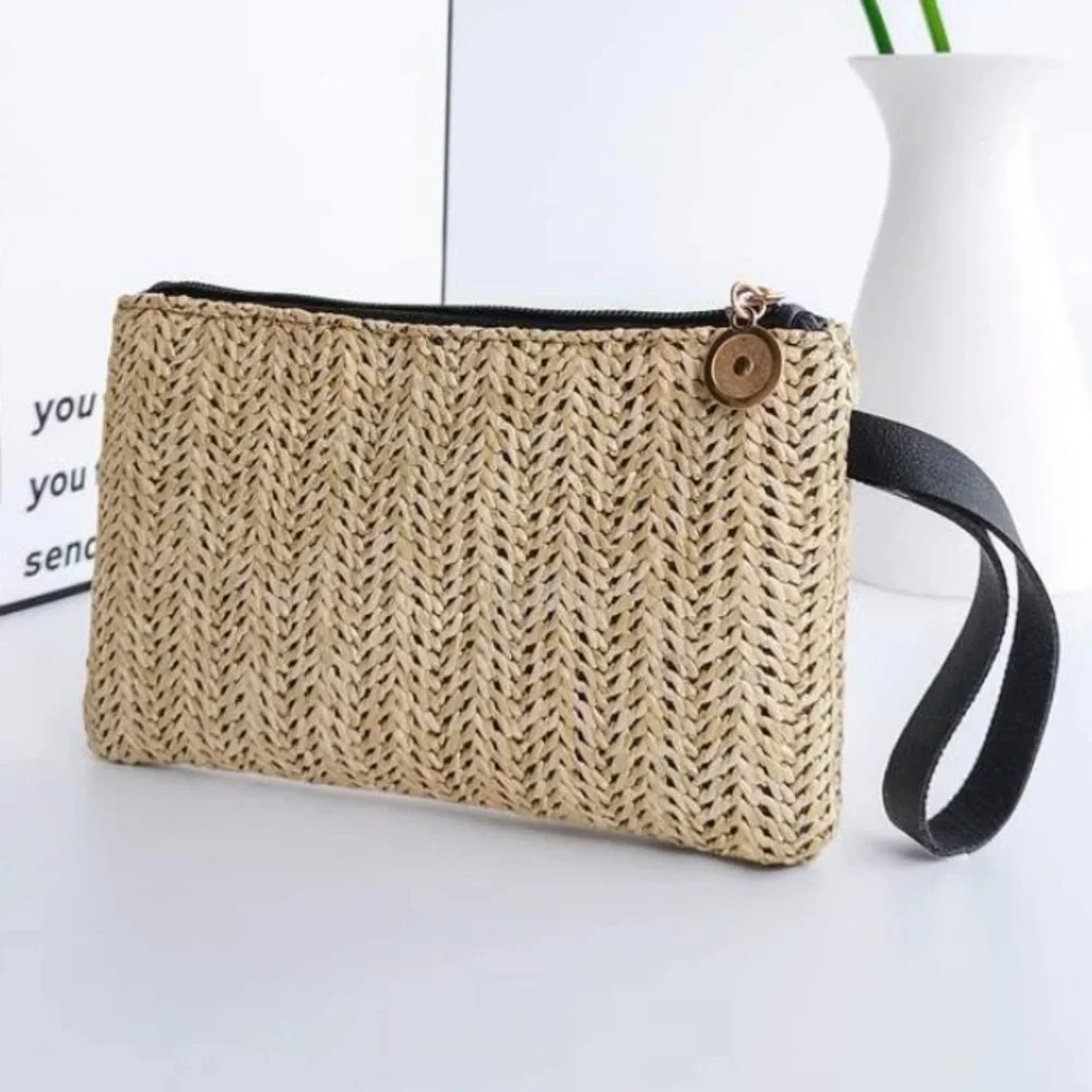 ❣️LAST ONE❣️🏝NWT Straw Beach Wristlet with Zipper Closure - Picture 2 of 6